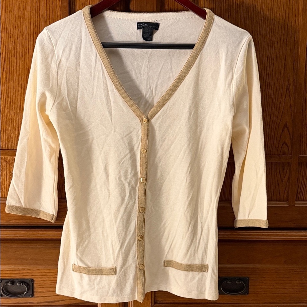 Zara Basic V-neck Button Down Sweater Cardigan 3/4 Sleeves Contrast Ribbed Trim